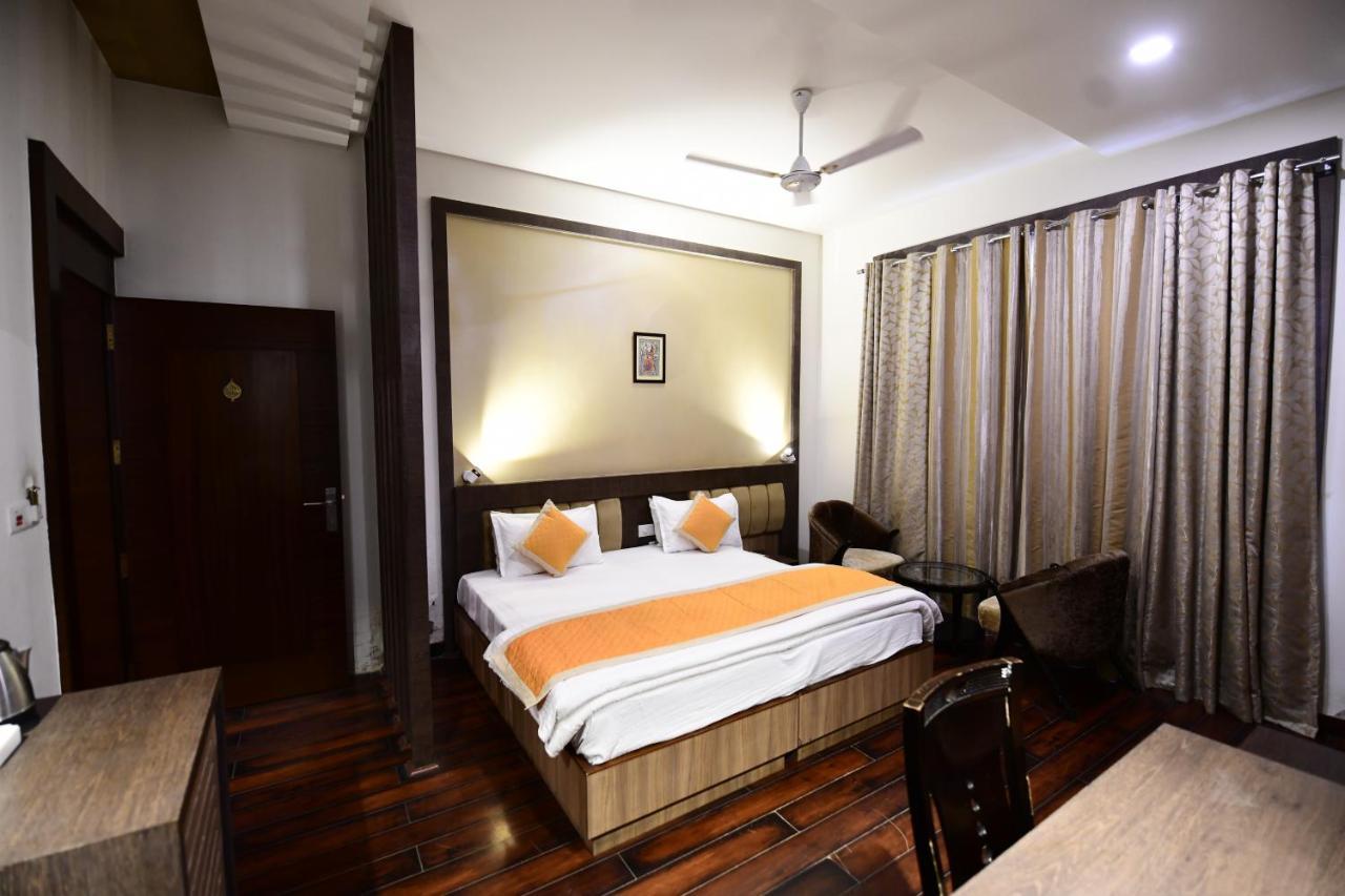 Hotel Jataka Inn Bodh Gaya Luaran gambar