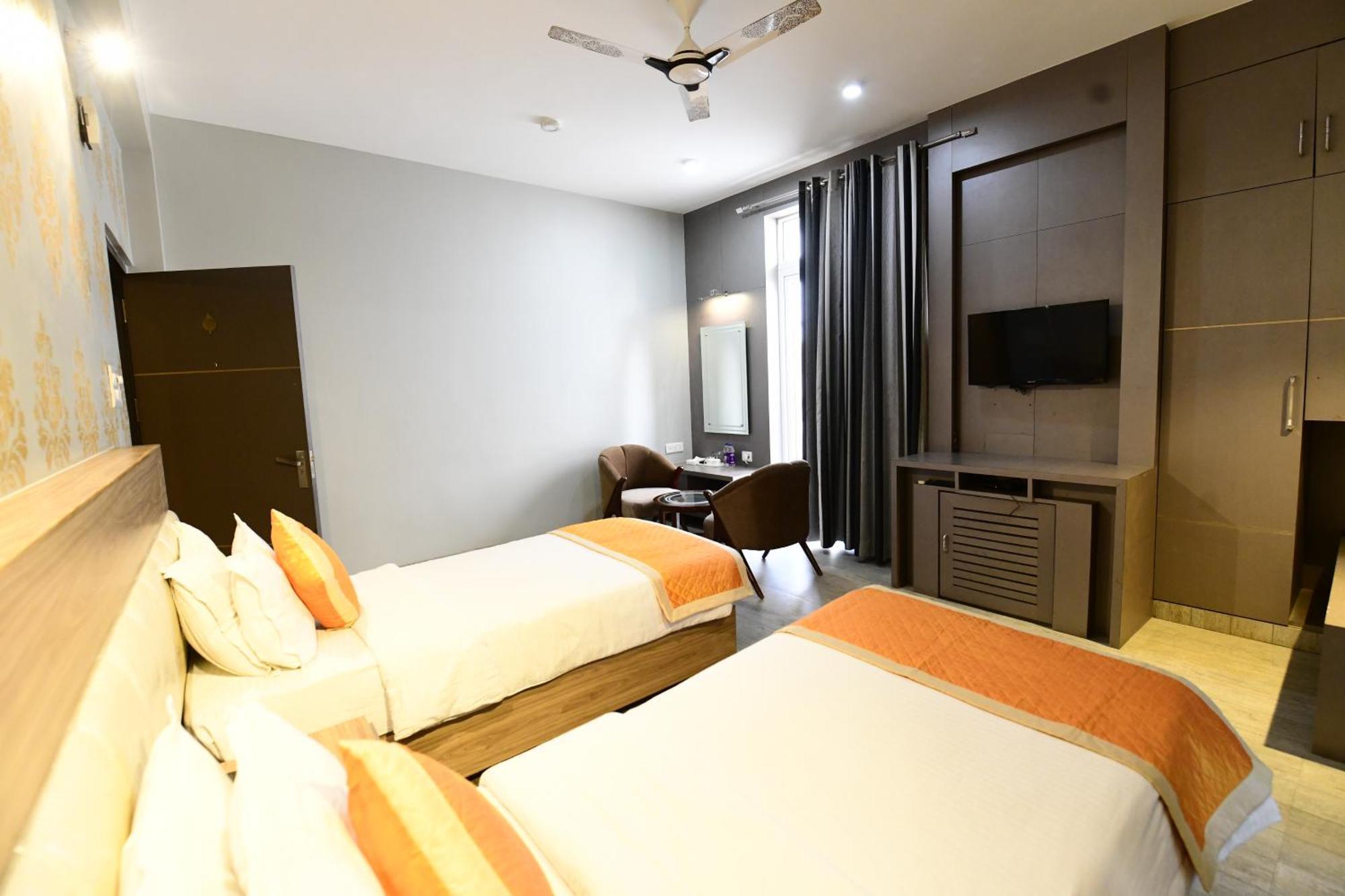 Hotel Jataka Inn Bodh Gaya Luaran gambar